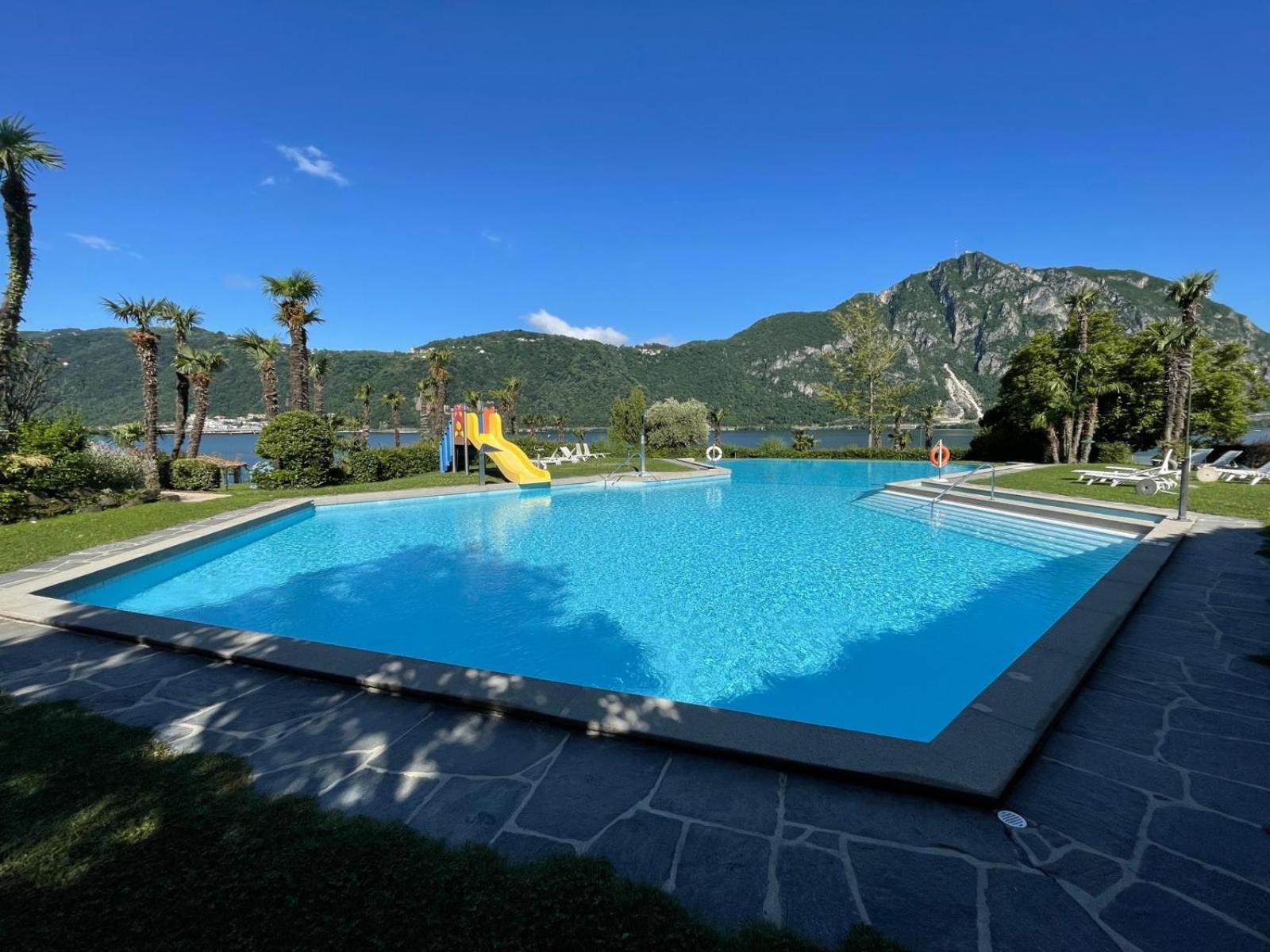 Luganersee, Pool, Strand, Parkplatz, Suite 204 Bissone Zewnętrze zdjęcie