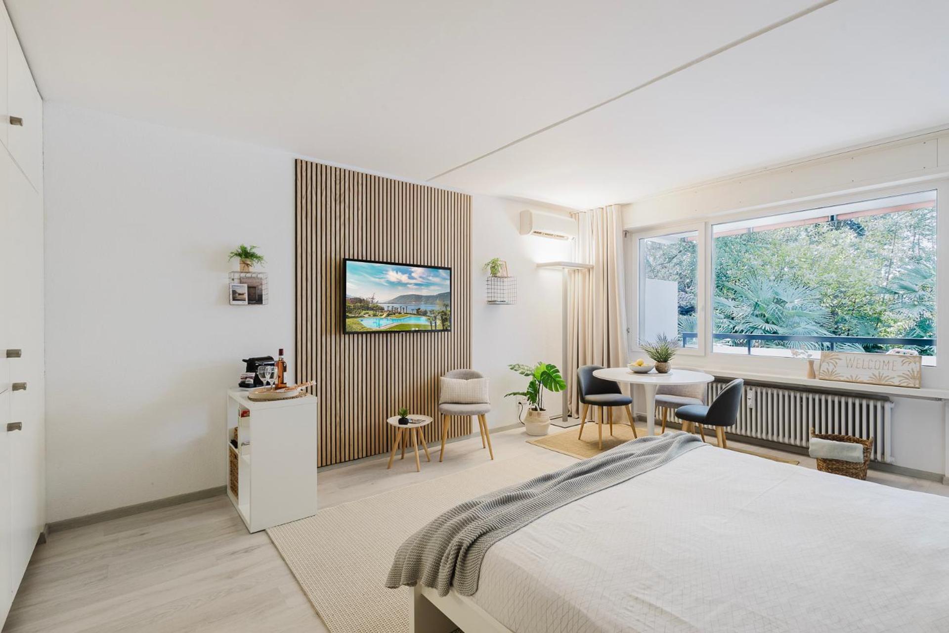 Luganersee, Pool, Strand, Parkplatz, Suite 204 Bissone Zewnętrze zdjęcie